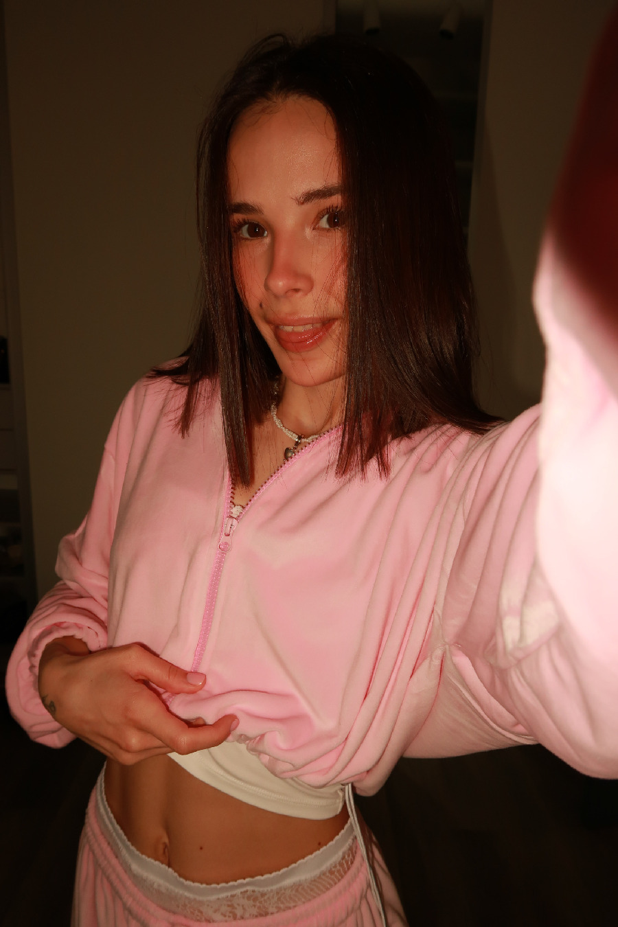 Tina brings the glow — live moments in Sucre